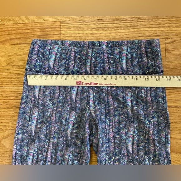 Victoria’s Secret Leggings Women’s Medium Angels Rainbow Feathers Loungewear - Picture 4 of 5